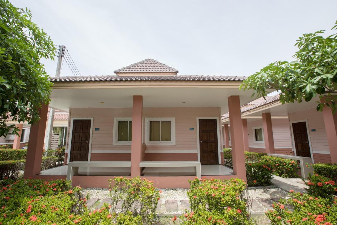 Kiang Talay Resort Rayong Kültér fotó
