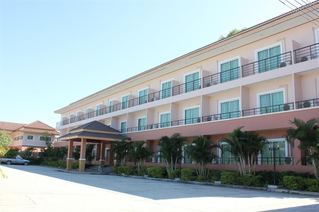 Kiang Talay Resort Rayong Kültér fotó